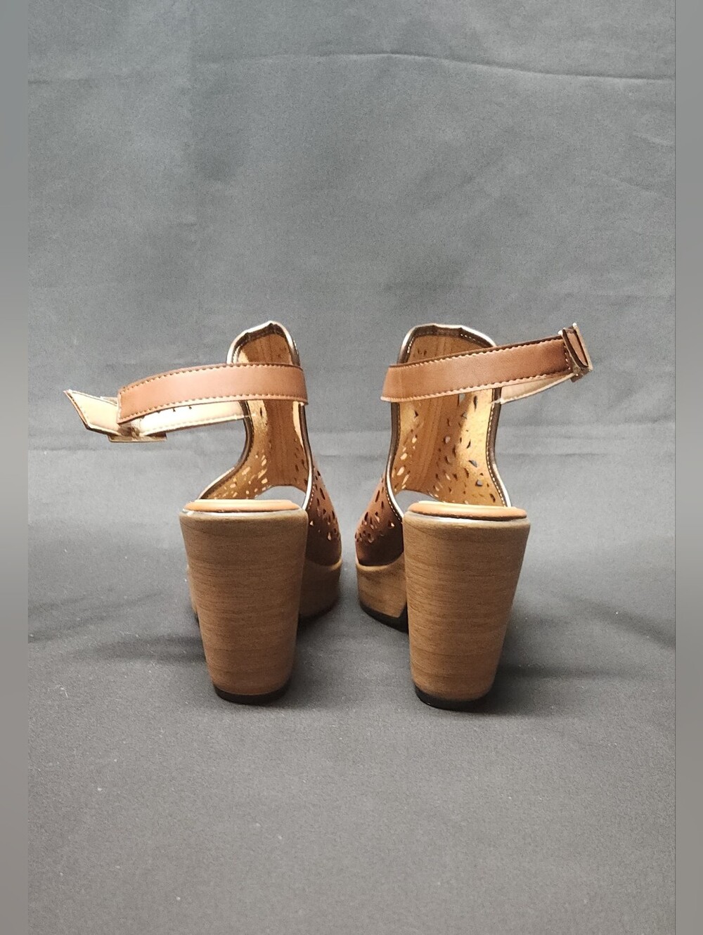 Dorothy Gaynor Lady Leather Platform Block Heel Sandals in Coffee Size 6.5/7 - Picture 12 of 15